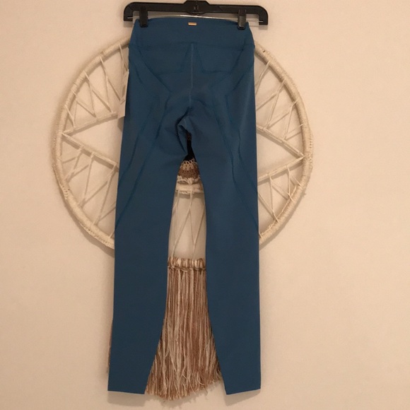 🌙L*SPACE Active Oceanside Star Power Legging🌙 - Picture 10 of 11